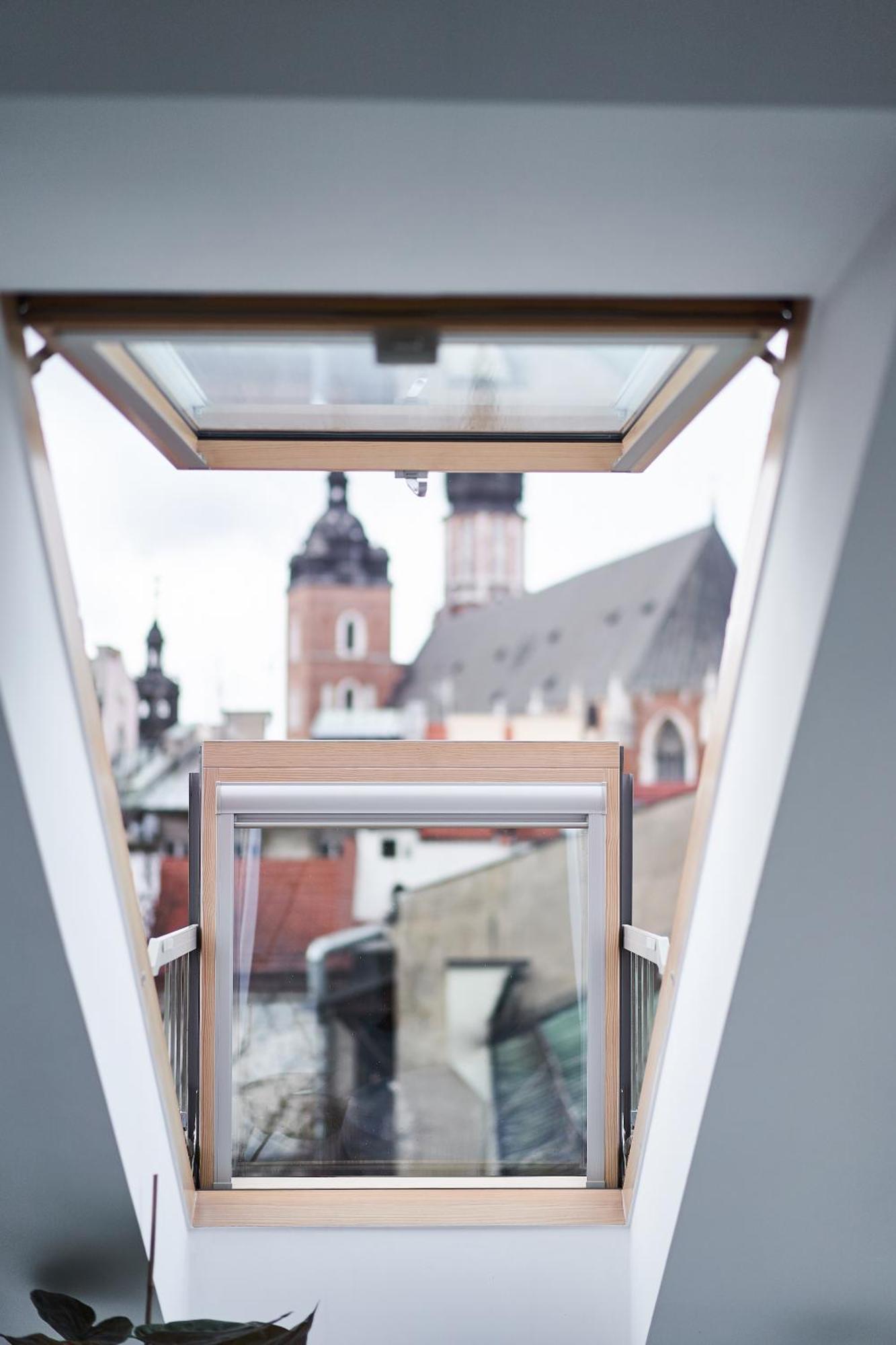 Appartamento Unique Design Loft In Middle Of Centre Of Old Town With Netflix Cracovia Esterno foto