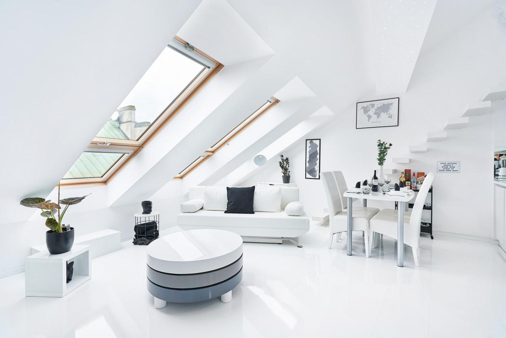 Appartamento Unique Design Loft In Middle Of Centre Of Old Town With Netflix Cracovia Esterno foto